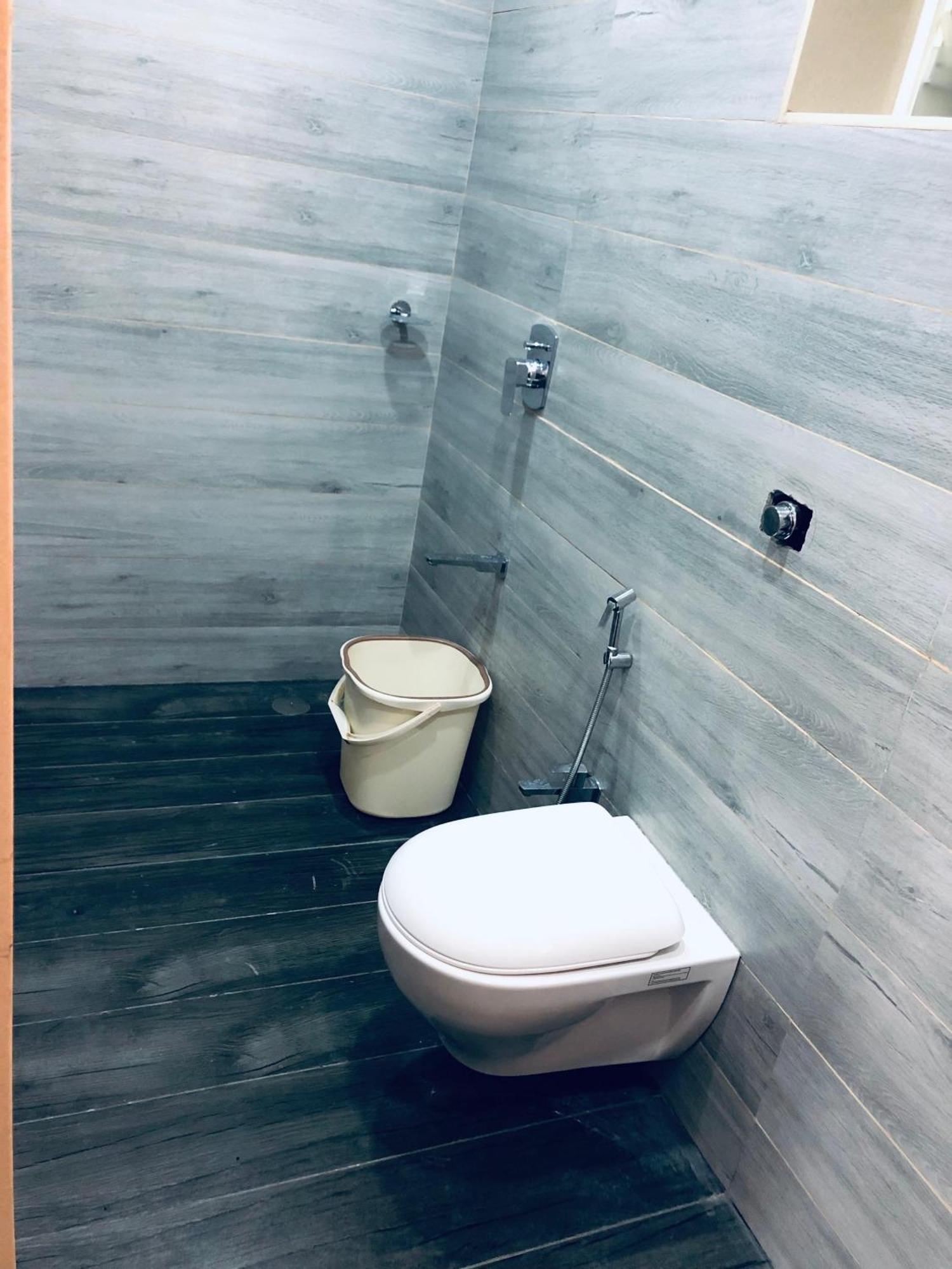 Sameena Guest House Панчгани Екстериор снимка