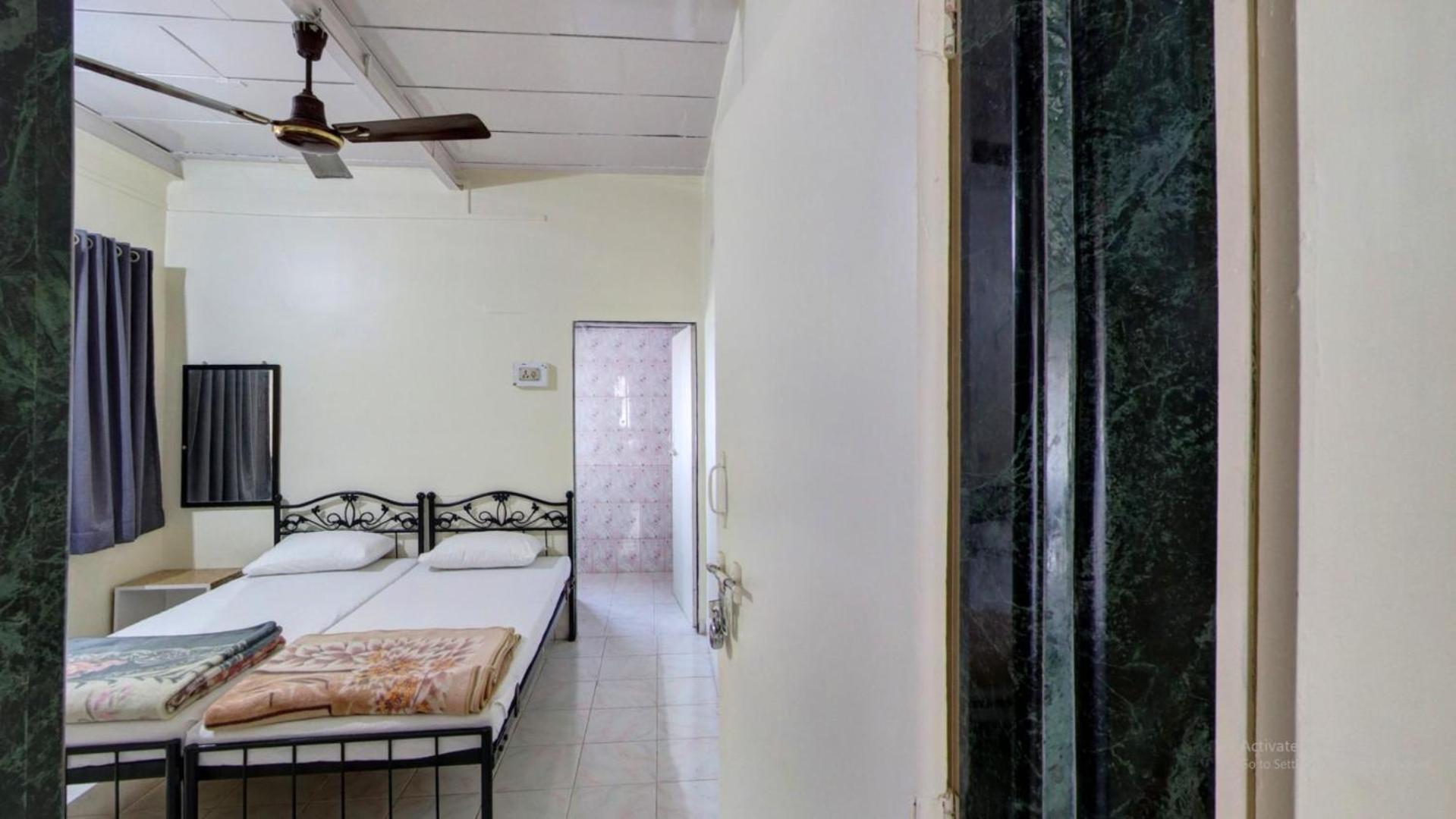 Sameena Guest House Панчгани Екстериор снимка